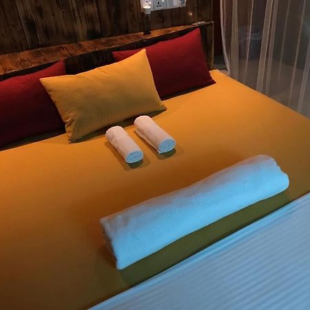 La Pinchi " Pinchi'S Bed " Hotel Gampola Eksteriør billede