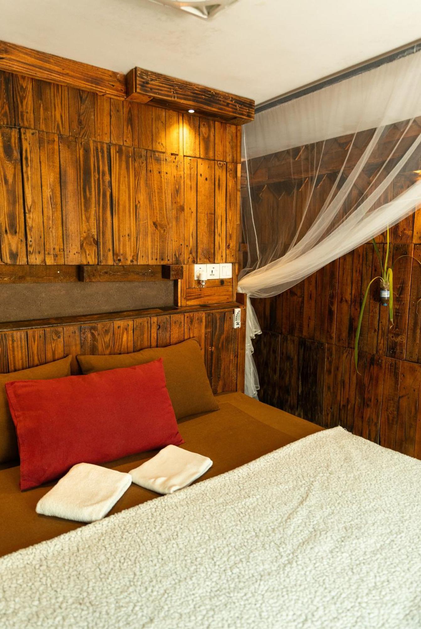 La Pinchi " Pinchi'S Bed " Hotel Gampola Eksteriør billede