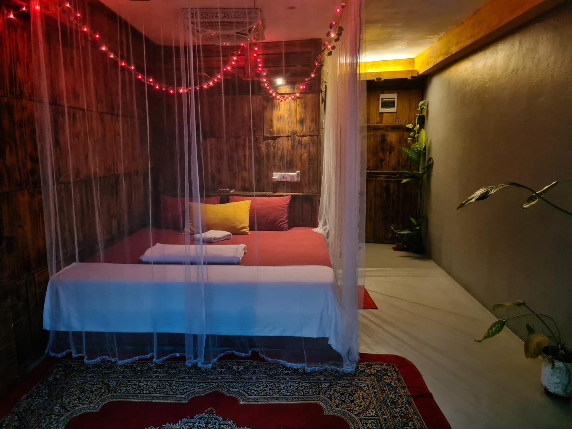 La Pinchi " Pinchi'S Bed " Hotel Gampola Eksteriør billede