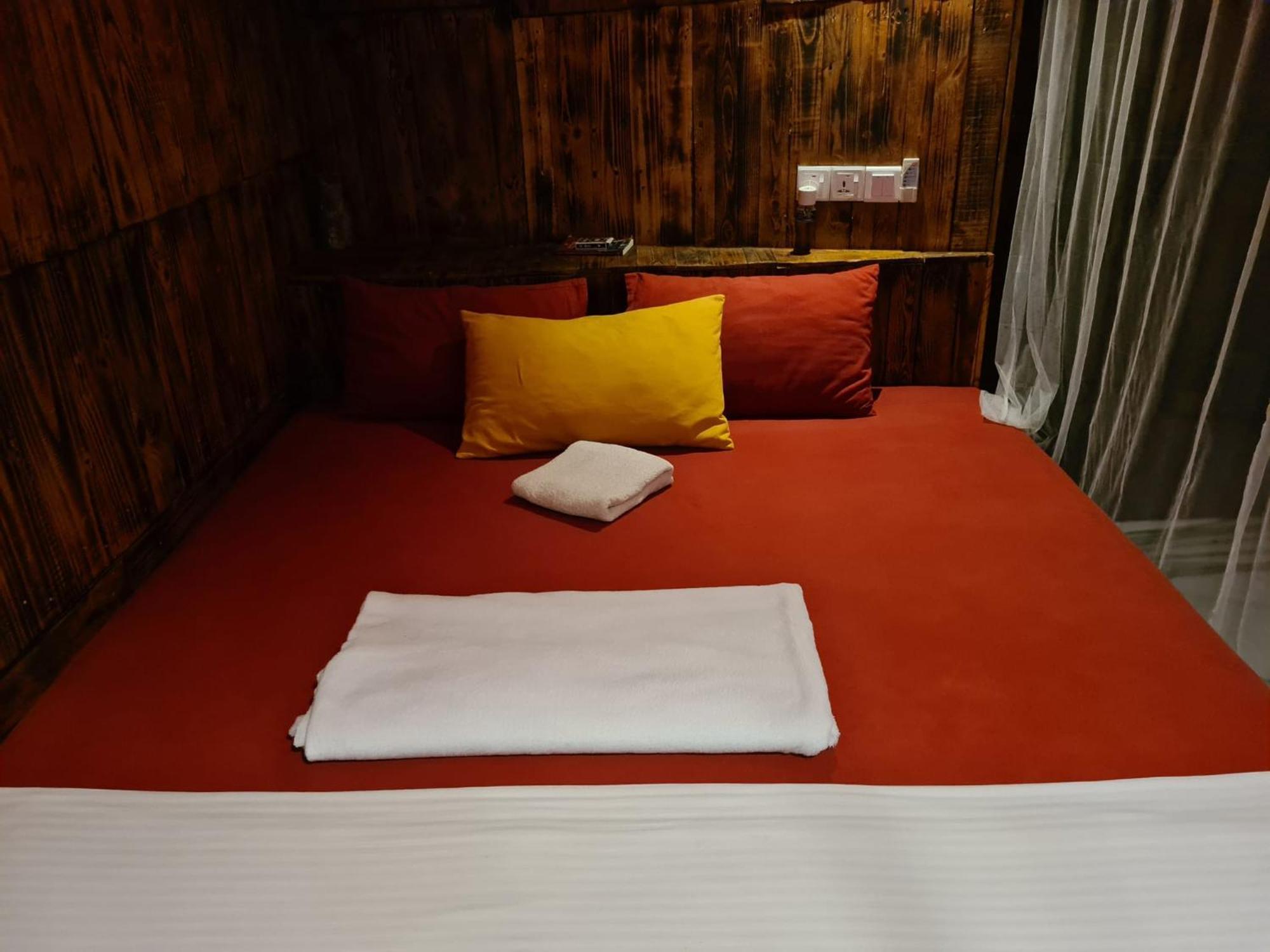 La Pinchi " Pinchi'S Bed " Hotel Gampola Eksteriør billede